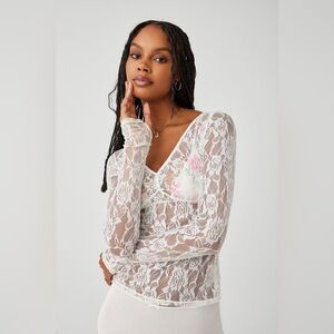 FRANKIES BIKINIS Day Floral Lace White Long Sleeve Shirt Size XS